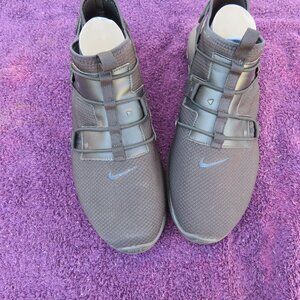 Nike Vortak Athletic Shoes Size 11.5